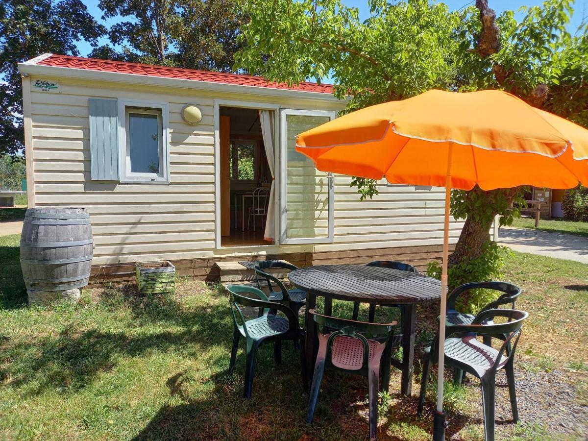 Camping Le Pont D'Allagnon Lempdes sur Allagnon エクステリア 写真