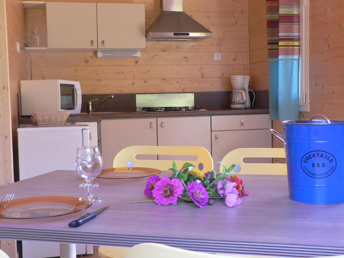 Camping Le Pont D'Allagnon Lempdes sur Allagnon エクステリア 写真